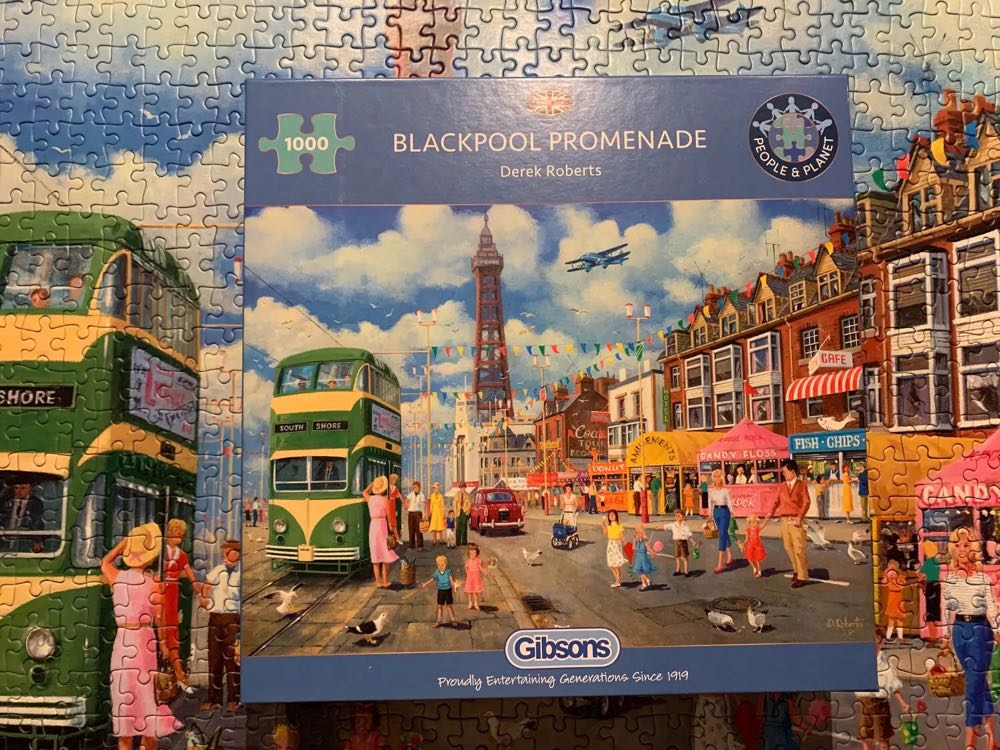 Blackpool Promenade - Gibsons puzzle collectible [Barcode 5012269030754] - Main Image 4