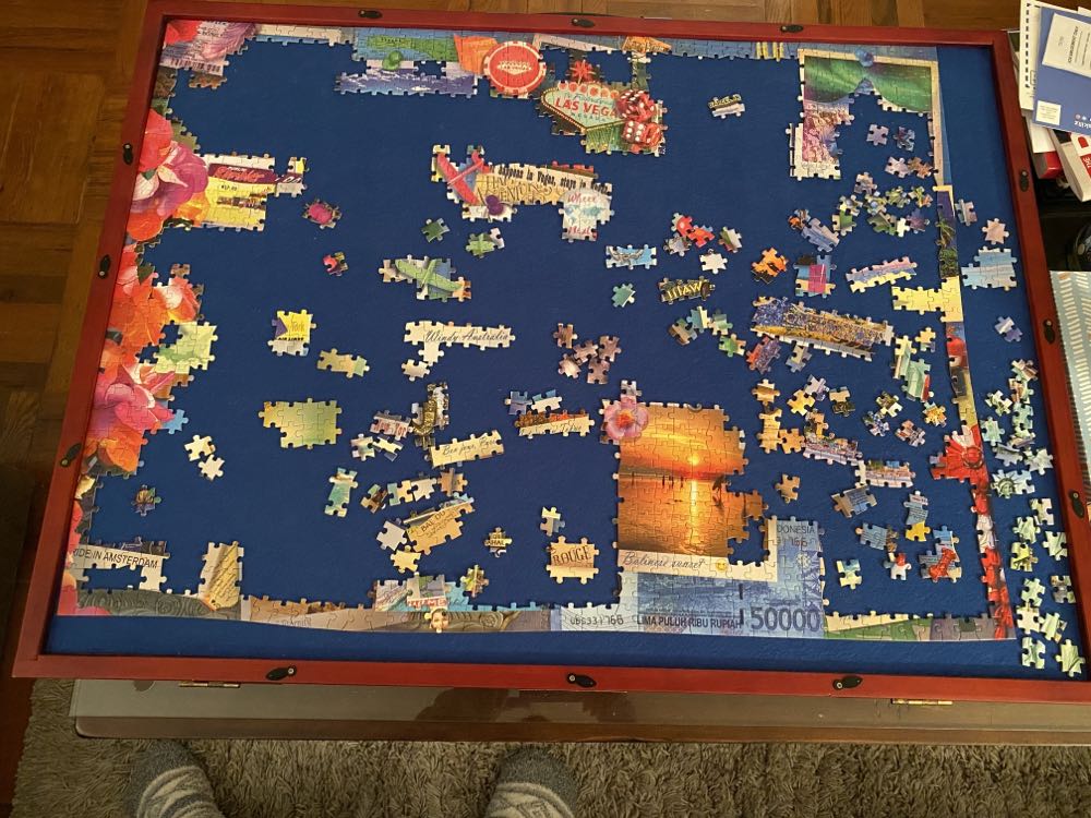 Adventure Awaits - Buffalo puzzle collectible [Barcode 079346024070] - Main Image 2