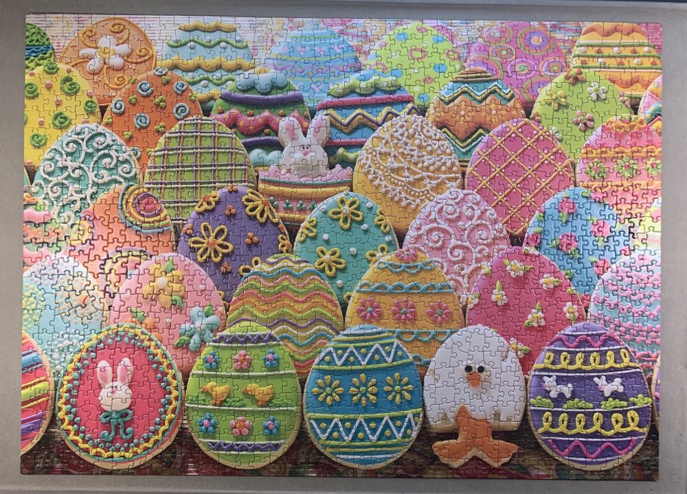 Easter Eggs - Cobble Hill puzzle collectible [Barcode 625012800273] - Main Image 3