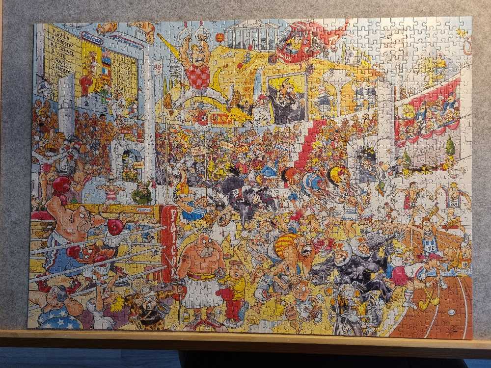 4 - The Wasgij Games! - Wasgij Destiny puzzle collectible [Barcode 8710126191781] - Main Image 3