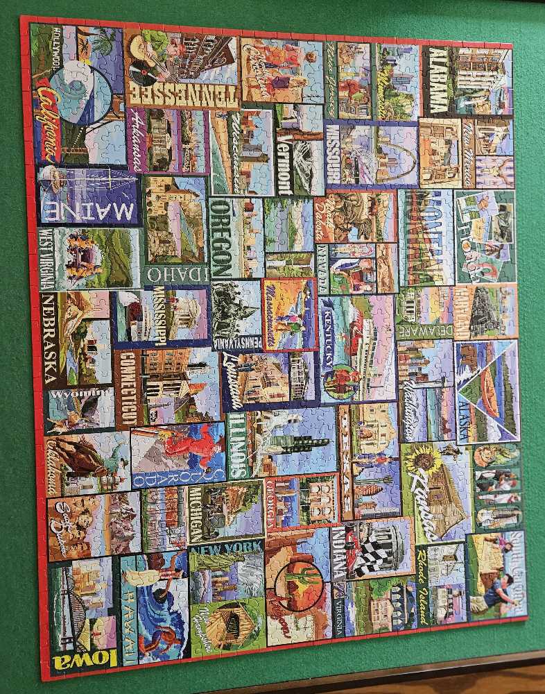 America - White Mountain Puzzles puzzle collectible [Barcode 724819261703] - Main Image 4