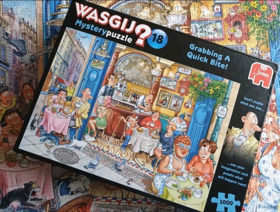 Grabbing A Quick Bite Wasgij 14 - Wasgij 1000 puzzle collectible [Barcode 8710126191798] - Main Image 4
