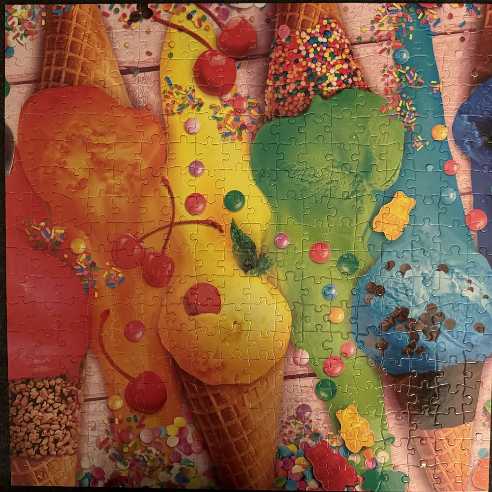 Scoops of Color - Buffalo puzzle collectible [Barcode 079346027866] - Main Image 3