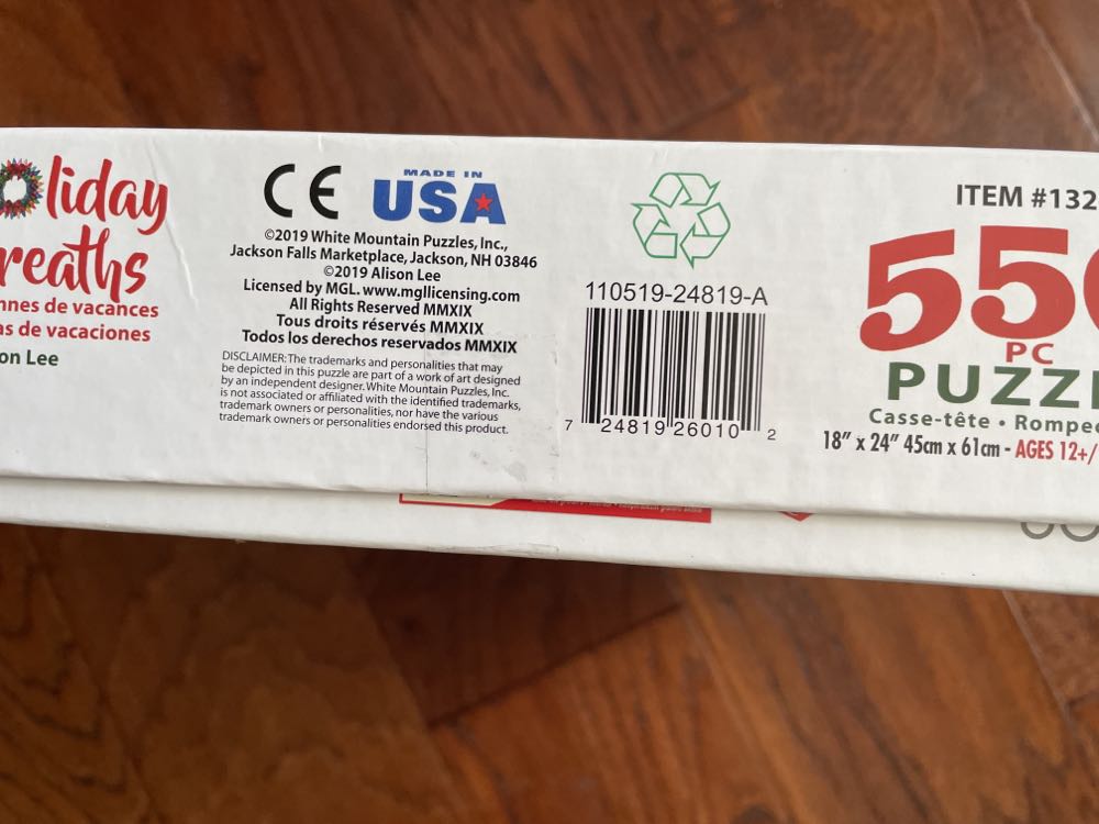 Holiday Wreaths - White Mountain Puzzles puzzle collectible [Barcode 724819260102] - Main Image 4