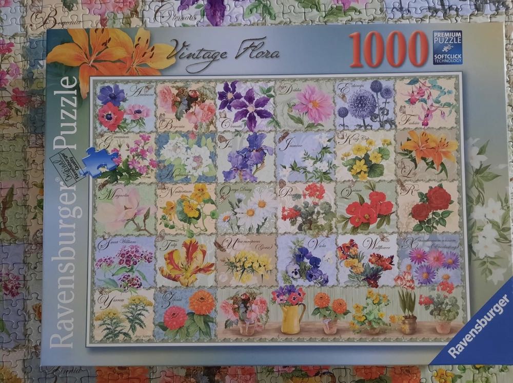 Vintage Flora - Ravensburger puzzle collectible [Barcode 4005556195145] - Main Image 4