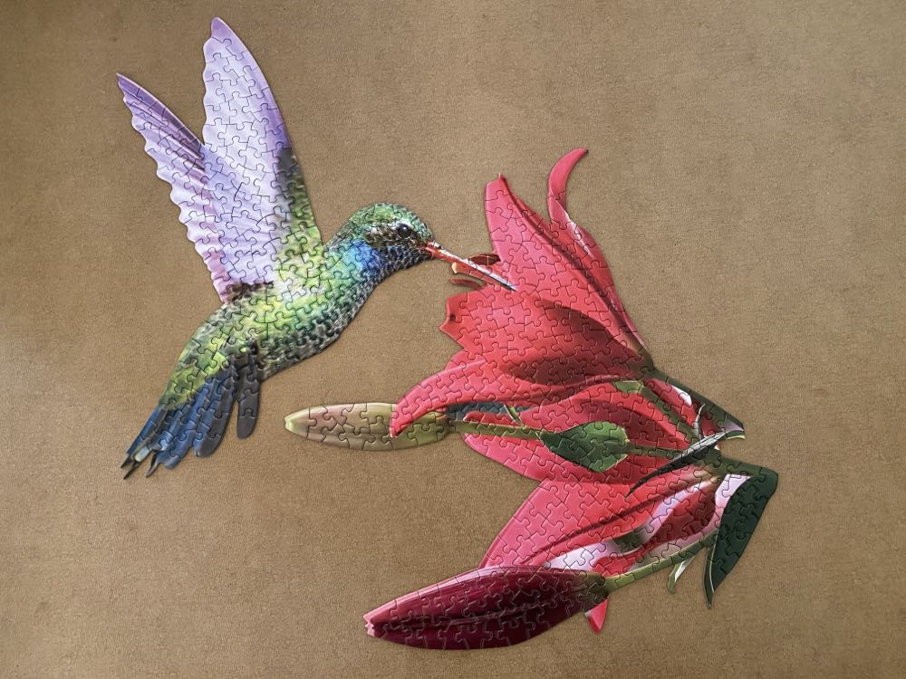 I Am Hummingbird $4 - Madd Capp Puzzles puzzle collectible [Barcode 040232427565] - Main Image 3