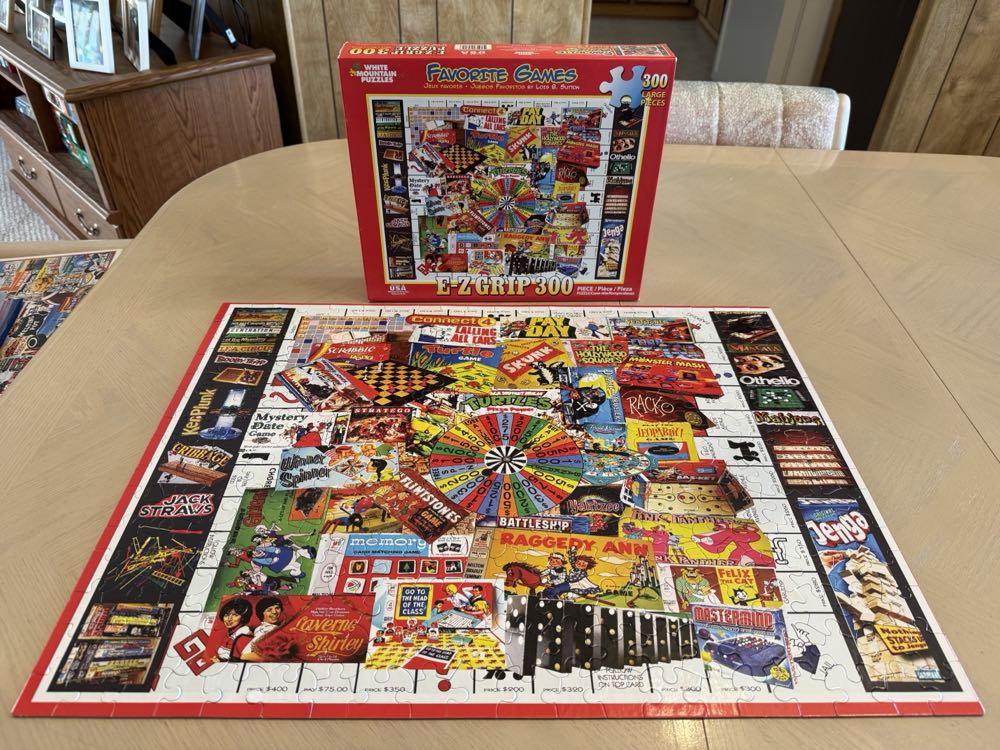 Favorite Games - White Mountain puzzle collectible [Barcode 724819257058] - Main Image 3