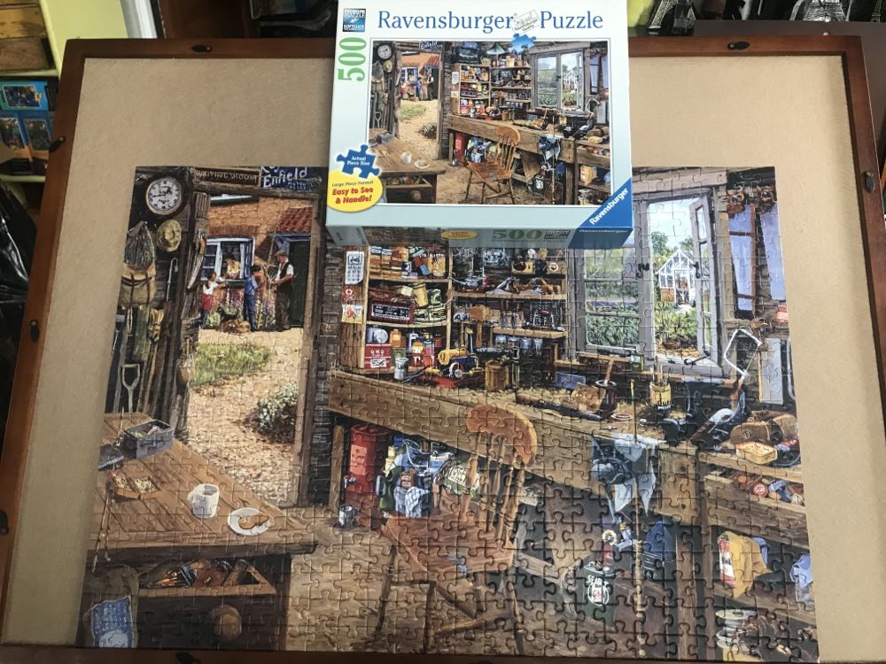 Dad’s Shed (2) - Ravensburger puzzle collectible [Barcode 4005556148592] - Main Image 3