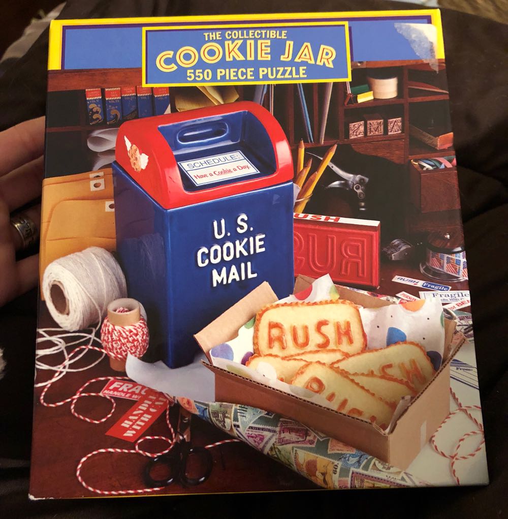 The Collectable Cookie Jar - Ceaco puzzle collectible [Barcode 021081023429] - Main Image 2