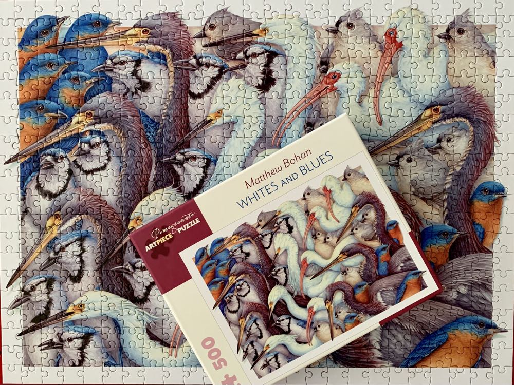 Whites and Blues - Pomegranate puzzle collectible [Barcode 9780764986864] - Main Image 3