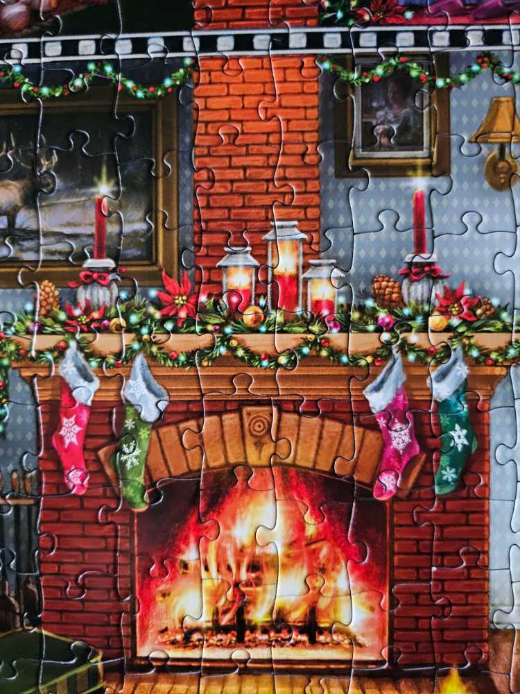 Who’s On The Roof - Off brand puzzle collectible [Barcode 796780181410] - Main Image 3