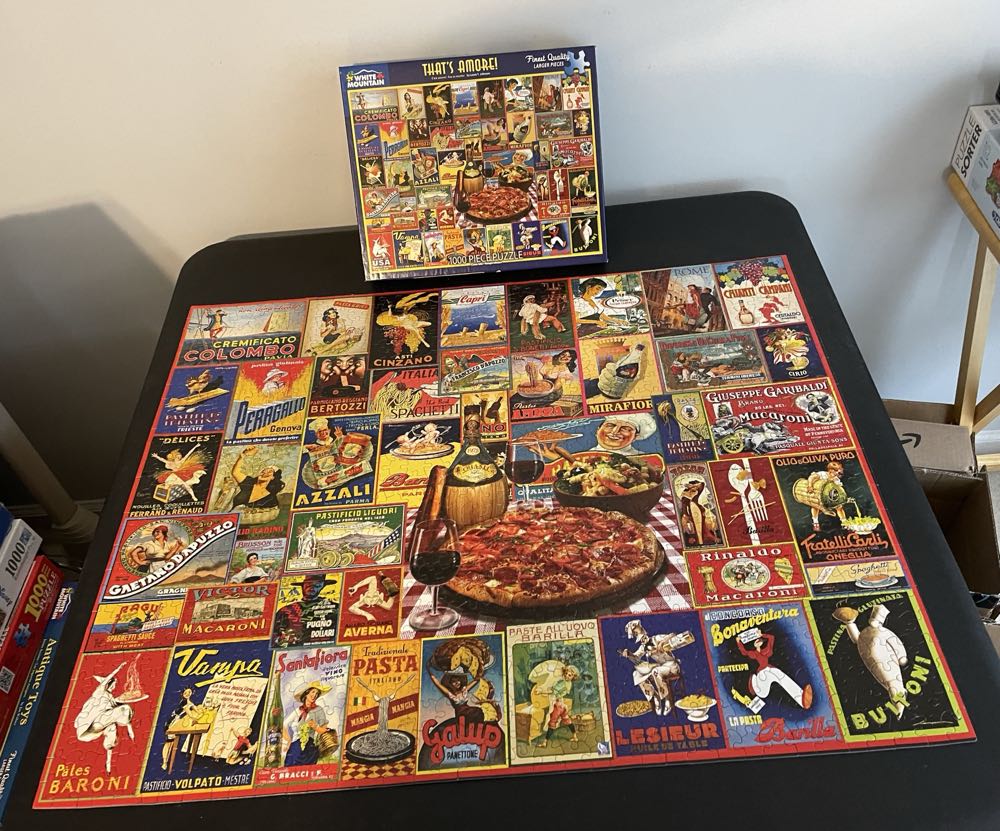 That’s Amore!** - White Mountain Puzzles puzzle collectible [Barcode 724819260416] - Main Image 2