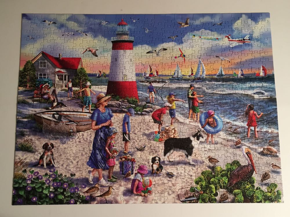 Lighthouse Beach - White Mountain puzzle collectible [Barcode 724819262502] - Main Image 3