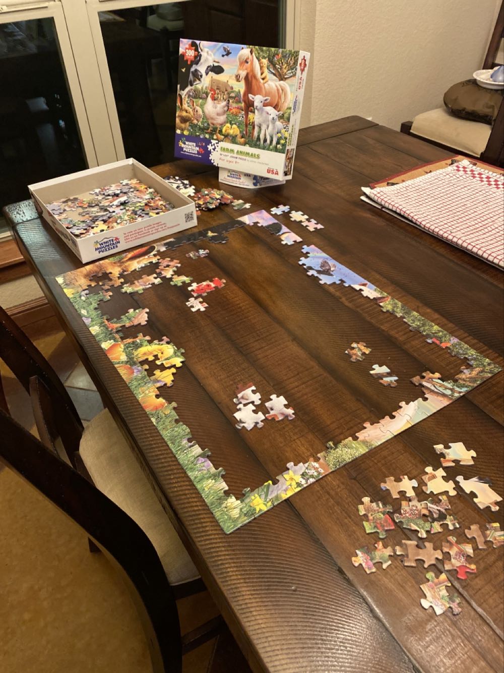 Farm Animals - White Mountain puzzle collectible [Barcode 724819260706] - Main Image 2