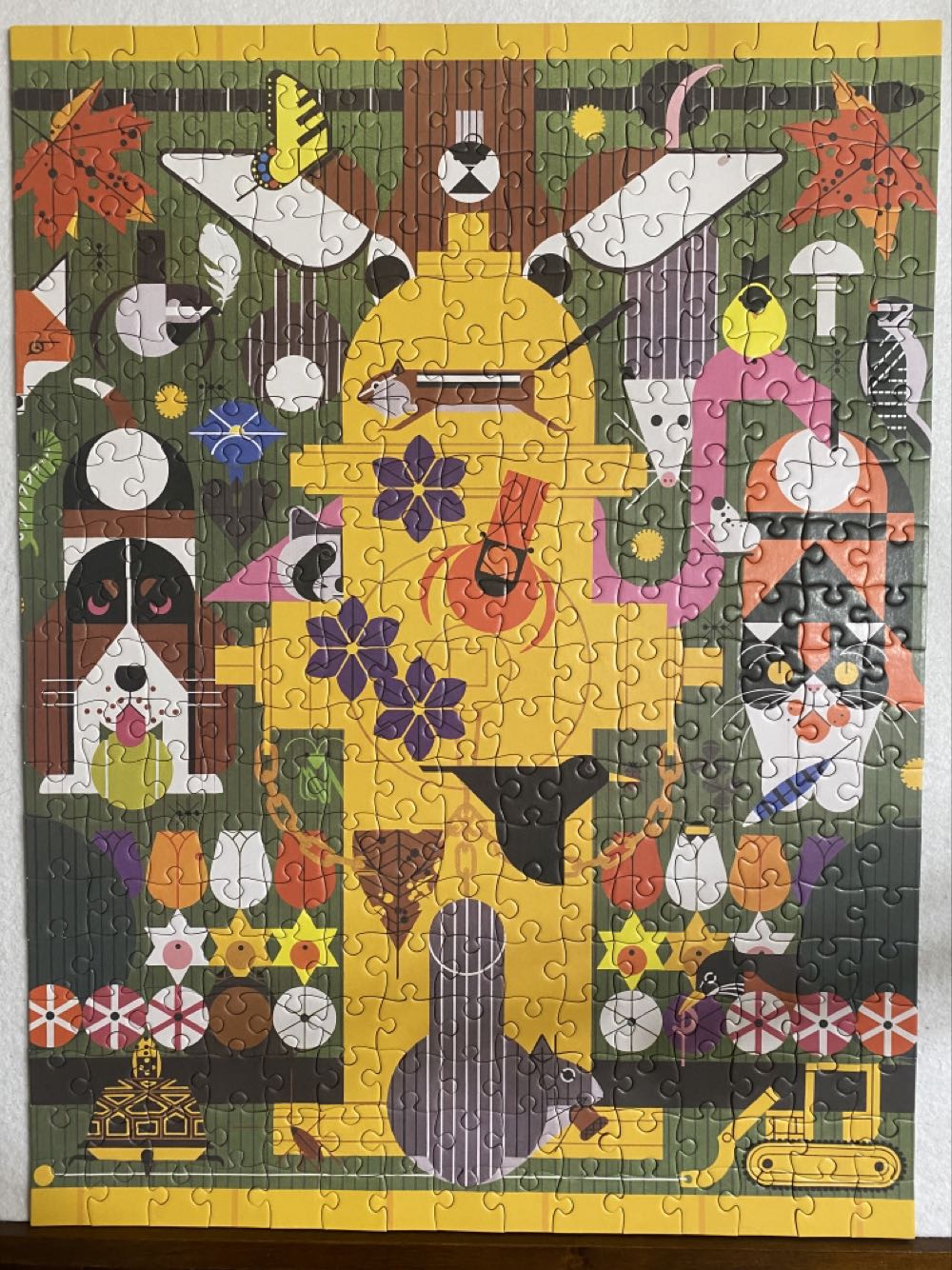 Biodiversity In The Burbs - Pomegranate puzzle collectible [Barcode 9780764955433] - Main Image 3