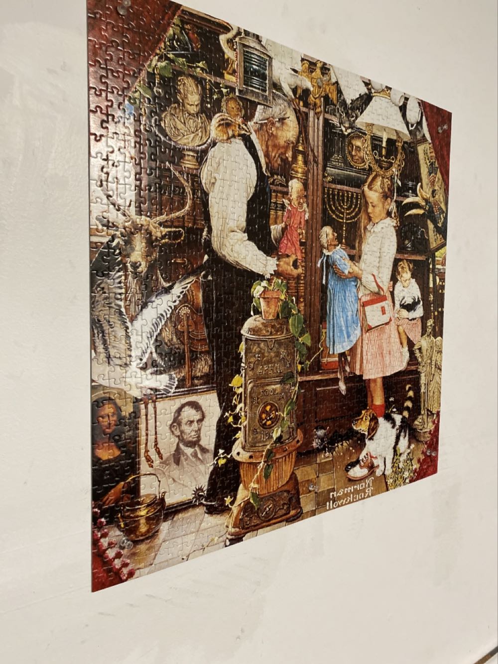 The Curiosity Shop By Norman Rockwell - Thomas Kinkade puzzle collectible [Barcode 094594096082] - Main Image 3