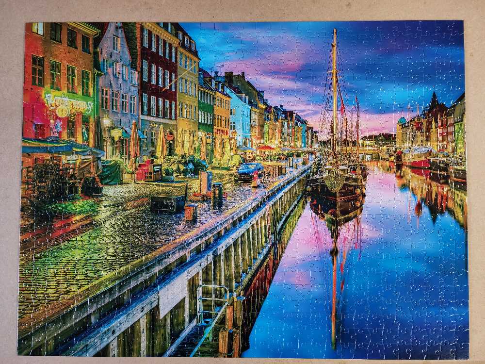 Copenhagen - Buffalo puzzle collectible [Barcode 079346171149] - Main Image 2