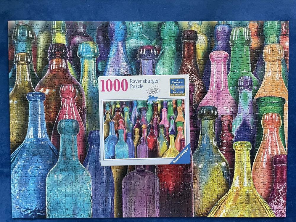 Colorful Bottles SOLD - Ravensburger puzzle collectible [Barcode 4005556823802] - Main Image 3