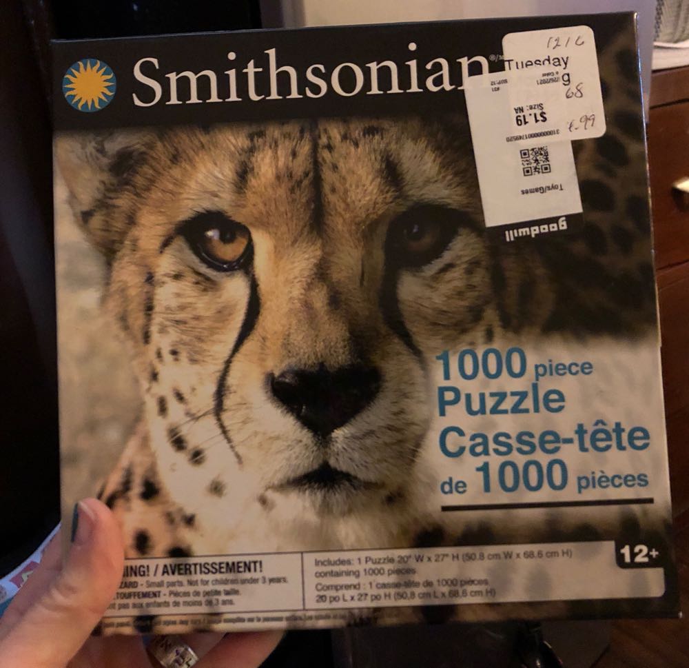 Cheetah - Smithsonian puzzle collectible [Barcode 677211005928] - Main Image 2