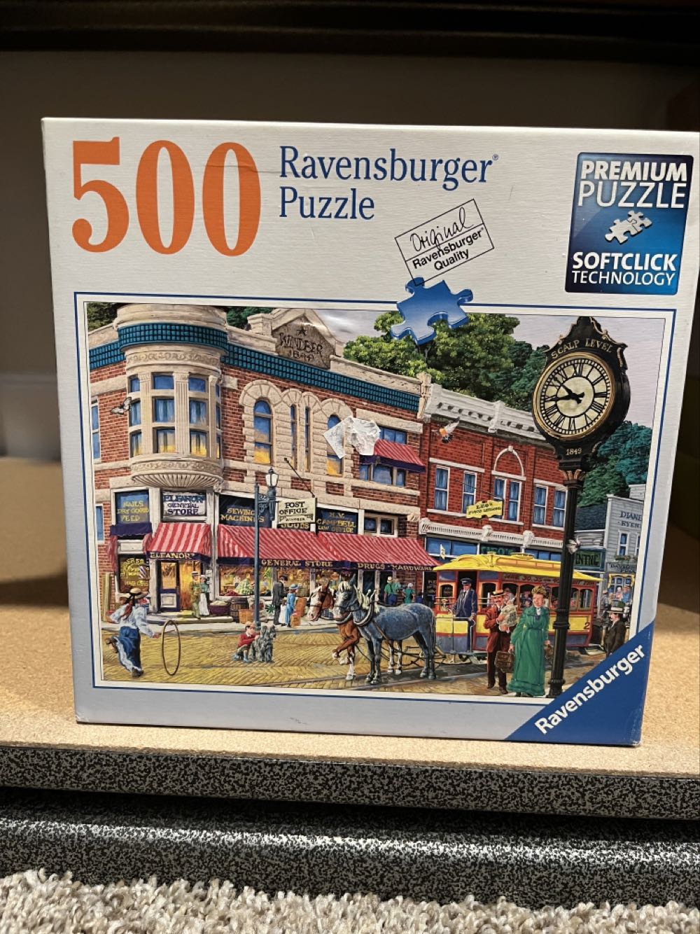 Ravensburger. Ellen’s General Store. Complete - Ravensburger puzzle collectible [Barcode 4005556823963] - Main Image 3