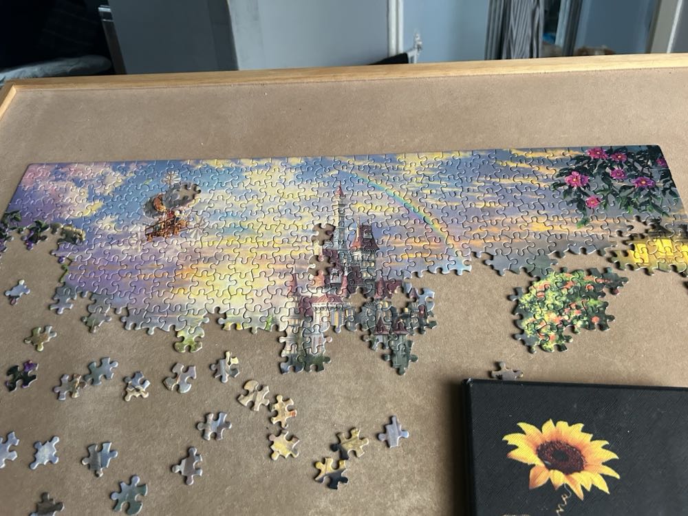 Beauty and the beast falling in love - Disney Parks puzzle collectible [Barcode 400007727786] - Main Image 2