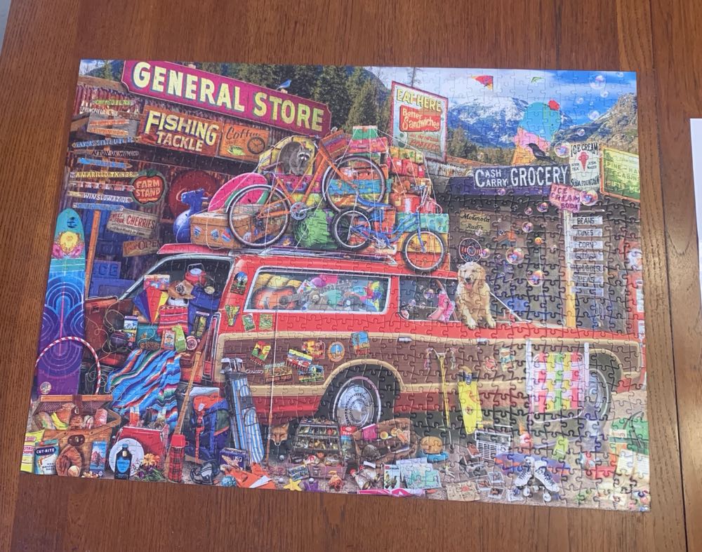 Family Vacation Karen Davenport Future Shipment  - Buffalo puzzle collectible [Barcode 079346117499] - Main Image 2