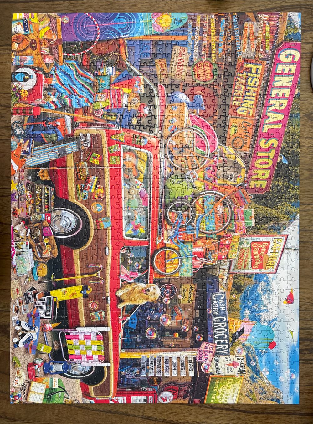 Family Vacation Karen Davenport Future Shipment  - Buffalo puzzle collectible [Barcode 079346117499] - Main Image 4