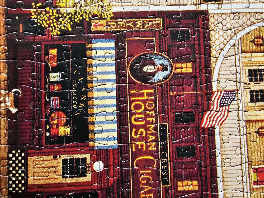 Sold - Victorian Street - Buffalo puzzle collectible [Barcode 079346114474] - Main Image 3