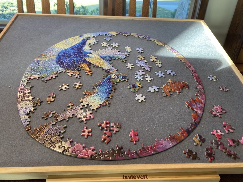 Marvelous Garden - Bits And Pieces puzzle collectible [Barcode 192949021144] - Main Image 4