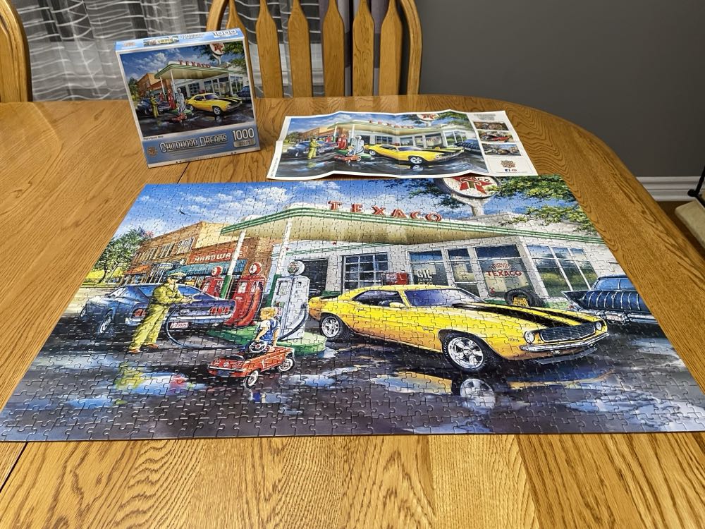 Pop’s Quick Stop - Master Pieces puzzle collectible [Barcode 705988716461] - Main Image 4