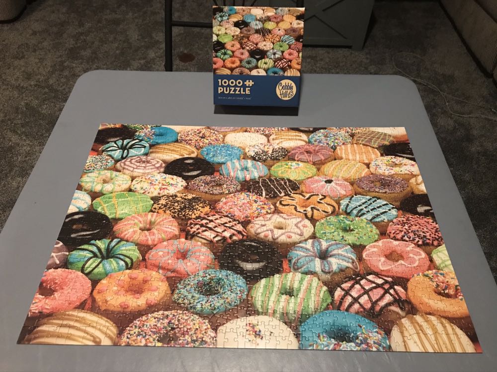 Donut Tops - EuroGraphics puzzle collectible [Barcode 625012571302] - Main Image 2