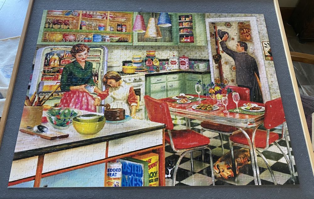 Baking with Mom - Rose Art 🇺🇸 puzzle collectible [Barcode 4895145424790] - Main Image 2