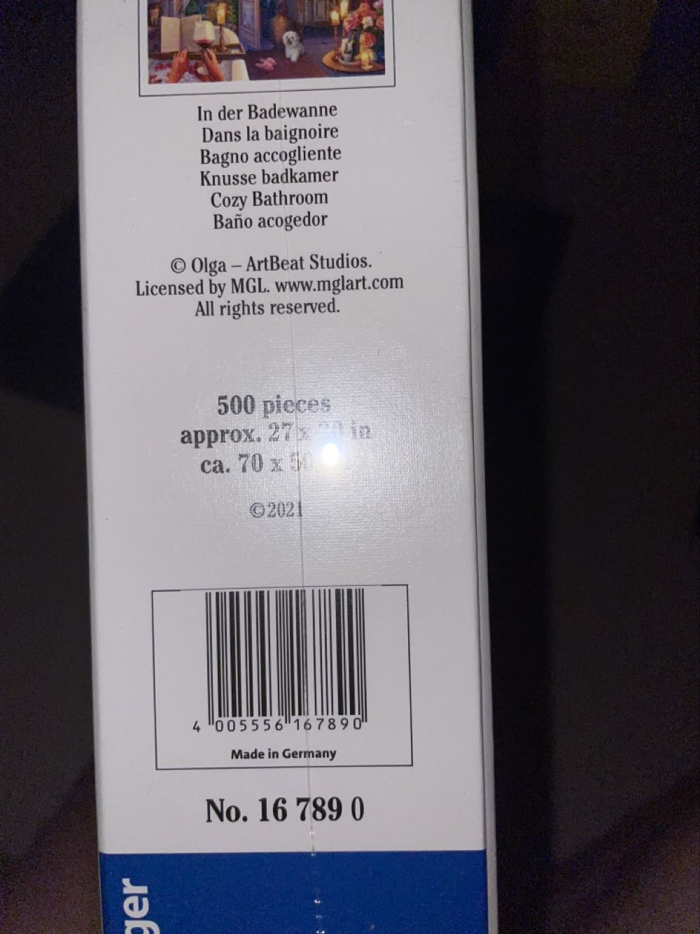 Cozy Bathroom - Ravensburger puzzle collectible [Barcode 4005556167890] - Main Image 3