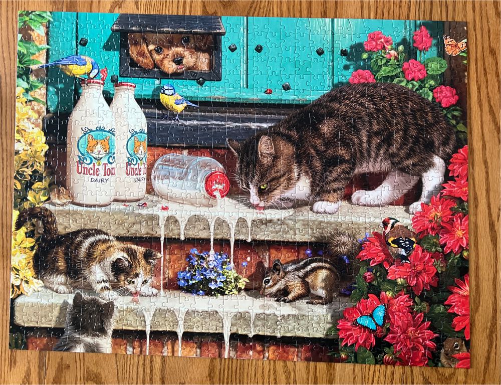 CATS - Doorstep Raiders - Buffalo Games puzzle collectible [Barcode 079346170883] - Main Image 3