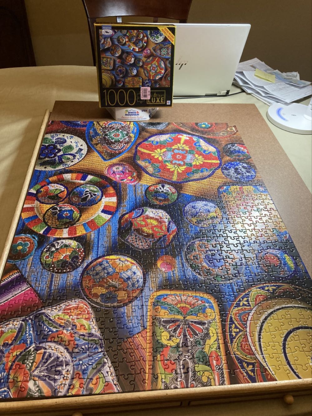 Pueblo Pottery - Milton Bradley puzzle collectible [Barcode 778988300831] - Main Image 2