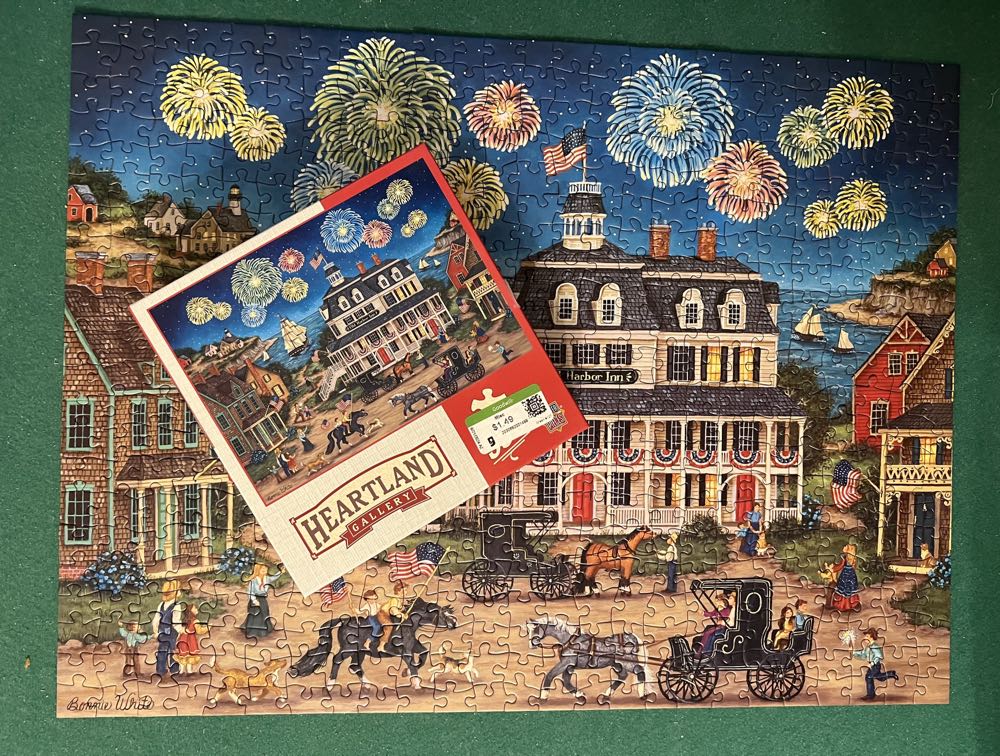 Fireworks Finale - MasterPieces puzzle collectible [Barcode 705988316807] - Main Image 4