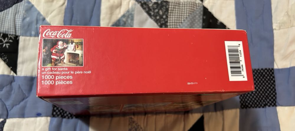 Coca-cola A Gift For Santa - Buffalo puzzle collectible [Barcode 079346112548] - Main Image 2