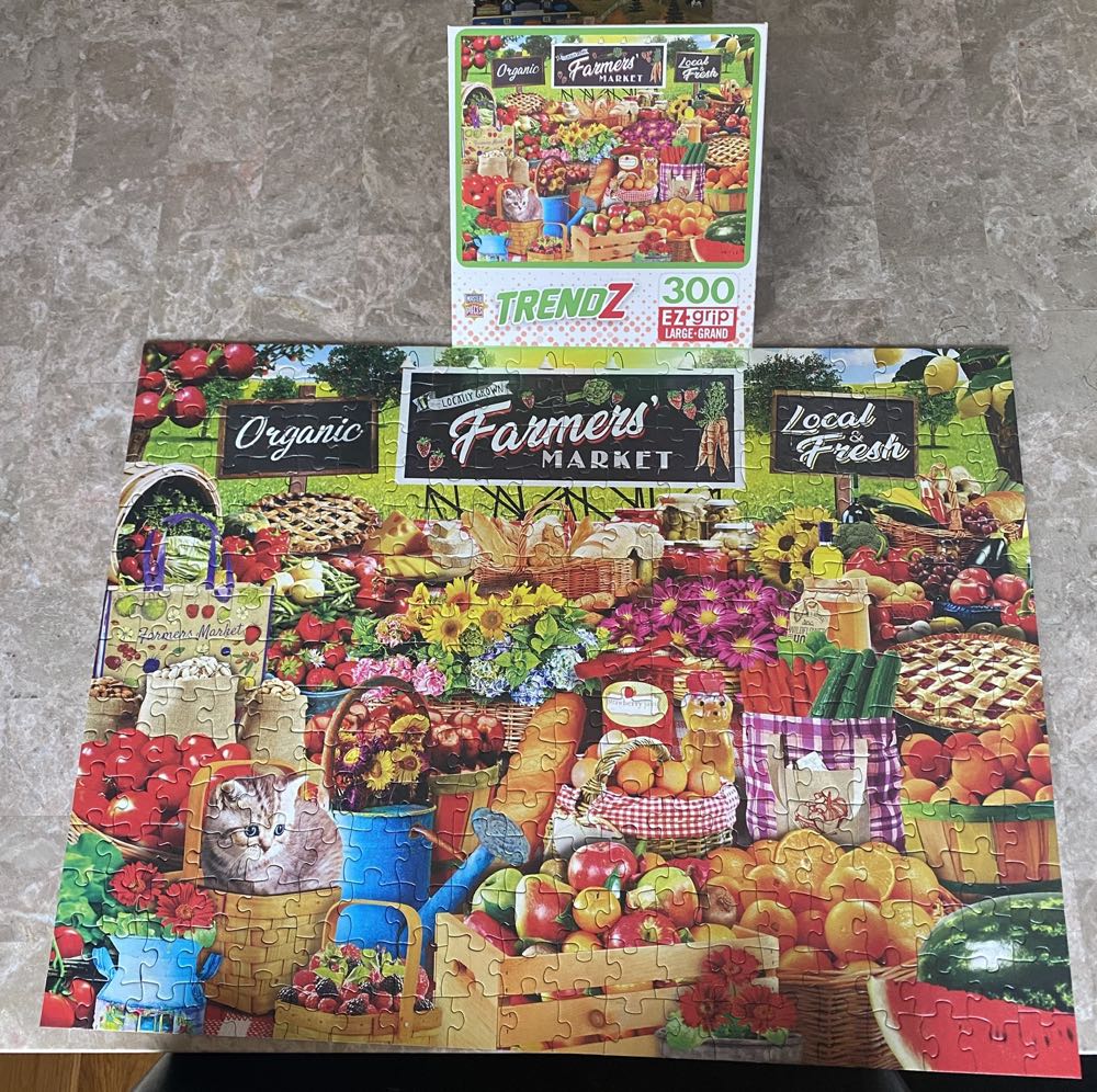 Farmers Market - Master Pieces puzzle collectible [Barcode 705988318689] - Main Image 2