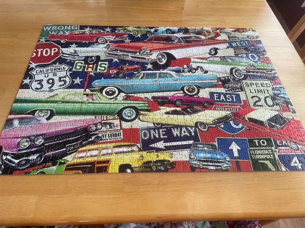 Fancy Fins & Classic Chrome - Willow Creek puzzle collectible [Barcode 709786030699] - Main Image 4