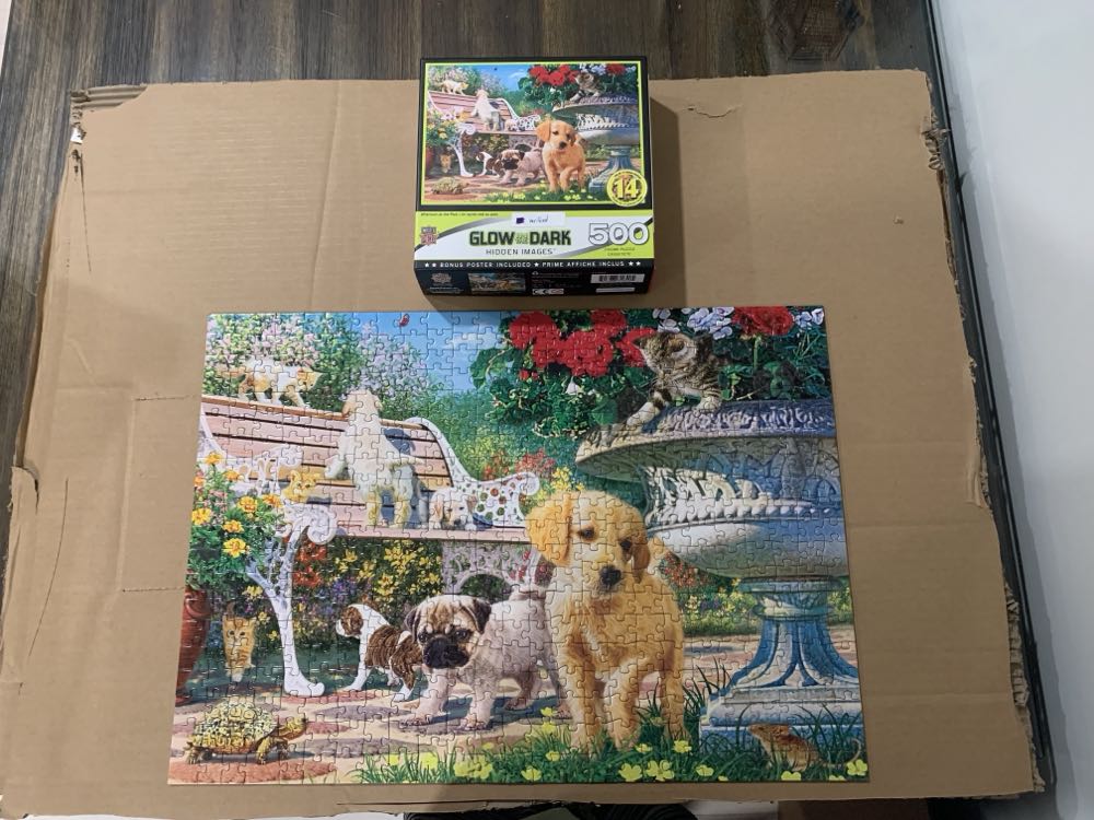 Afternoon At The Park - Master Pieces puzzle collectible [Barcode 705988318405] - Main Image 3