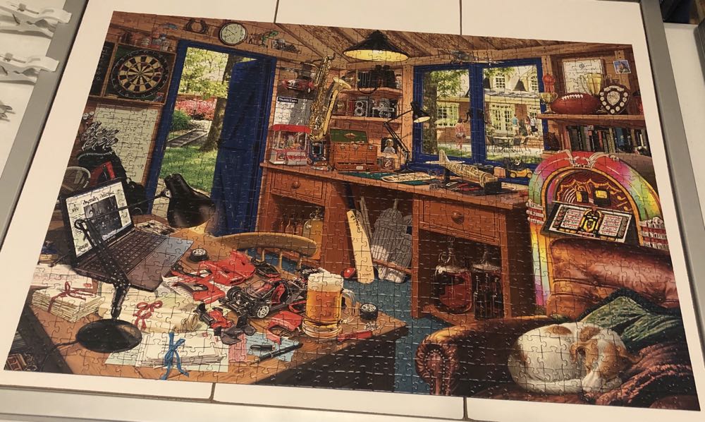 My Haven #2, The Man Cave - Ravensburger puzzle collectible [Barcode 4005556196500] - Main Image 2