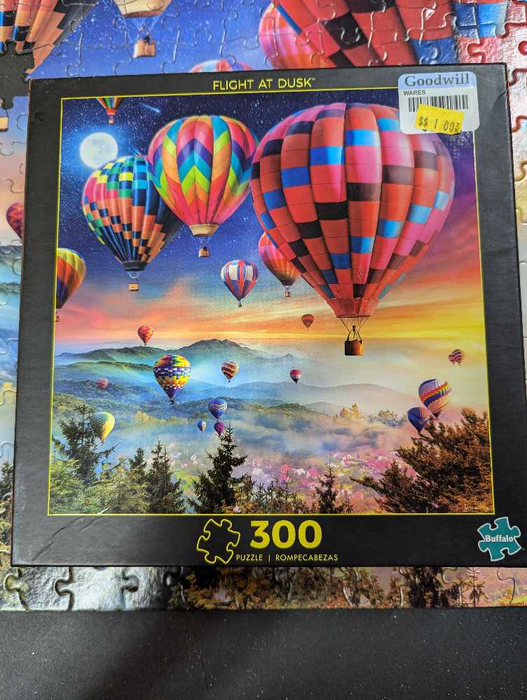 Flight At Dusk - Buffalo puzzle collectible [Barcode 079346028474] - Main Image 3