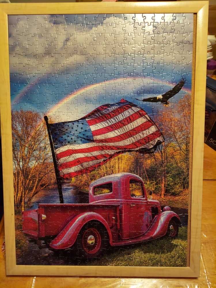 The Quiltmakers - Buffalo puzzle collectible [Barcode 079346026685] - Main Image 2