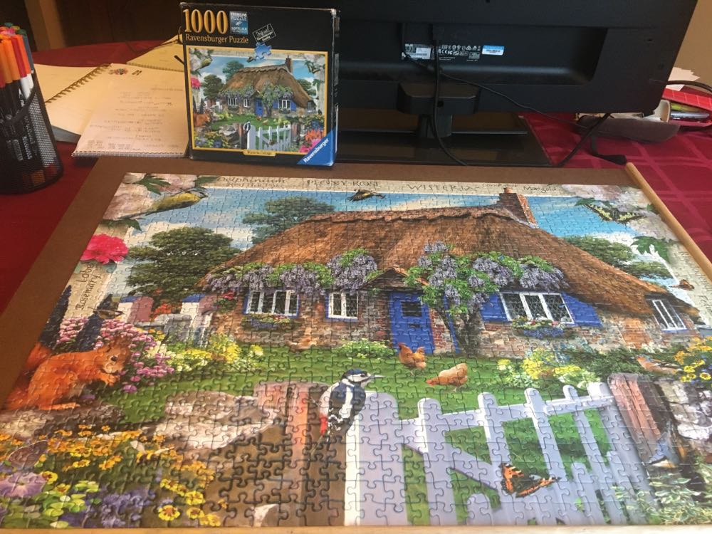 Wisteria Cottage - Ravensburger puzzle collectible [Barcode 4005556811120] - Main Image 2