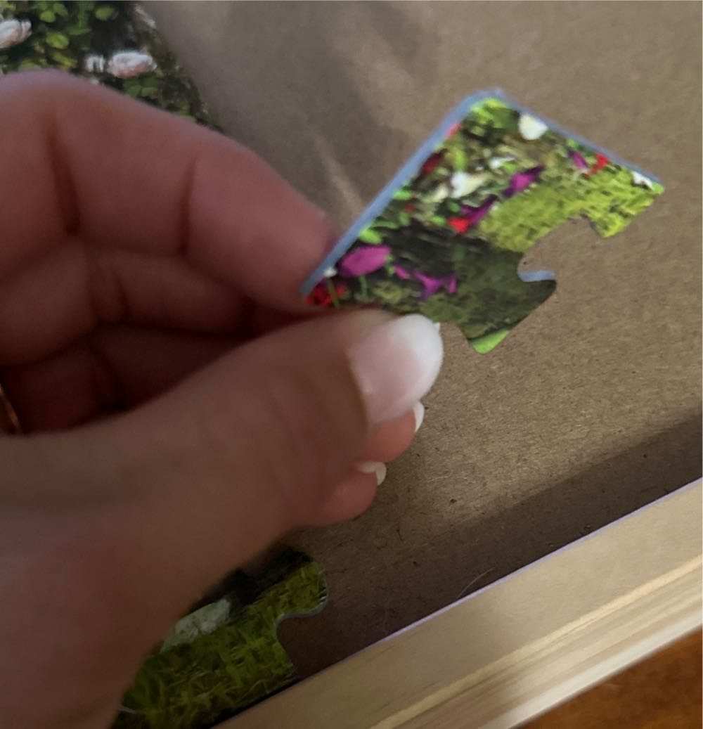 The Country Shed - EuroGraphics puzzle collectible [Barcode 628136309714] - Main Image 3