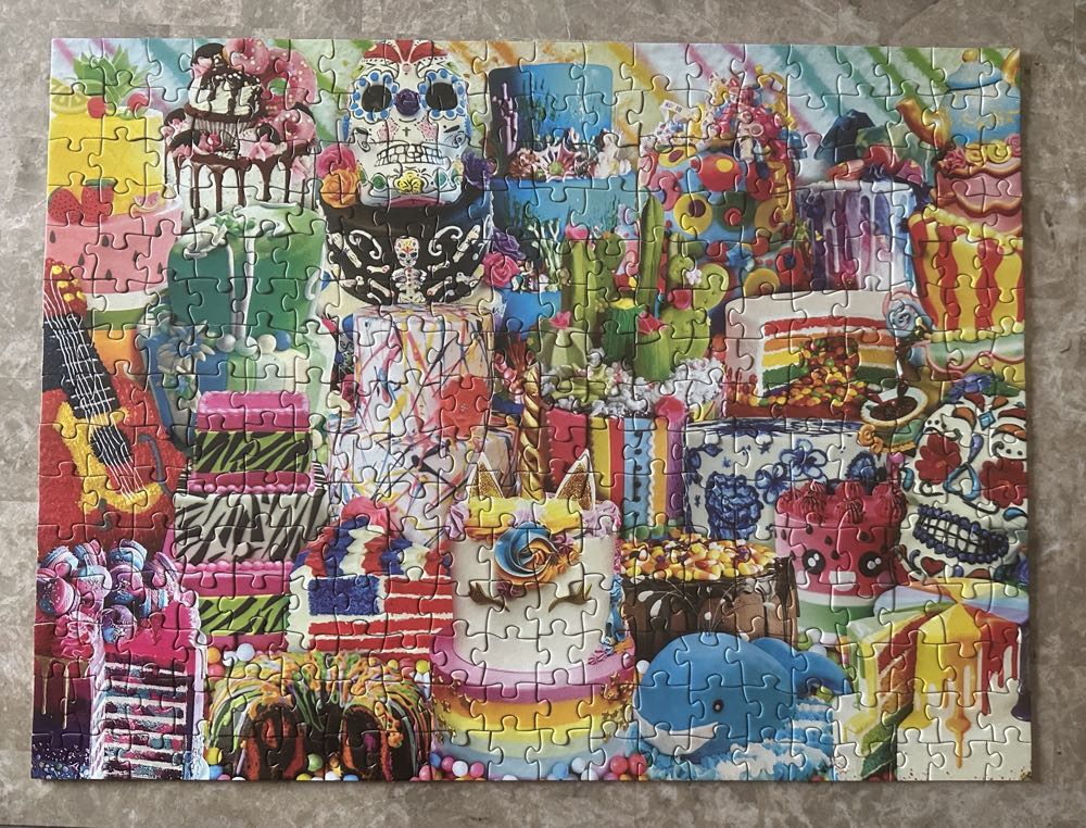 Fancy Cakes - MasterPieces puzzle collectible [Barcode 705988320378] - Main Image 3