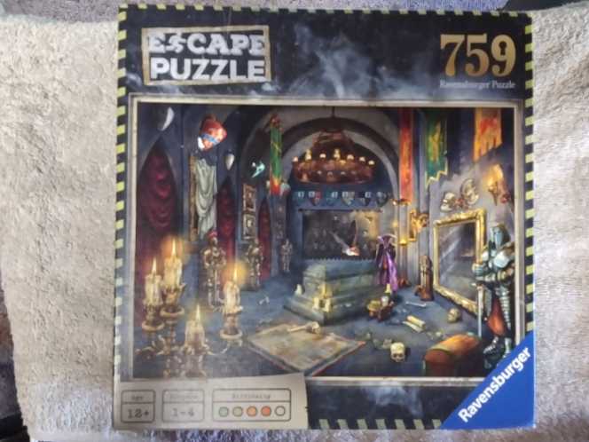 Escape Puzzle Vampire’s Castle - Ravensburger Escape 🚫 puzzle collectible [Barcode 4005556824779] - Main Image 4