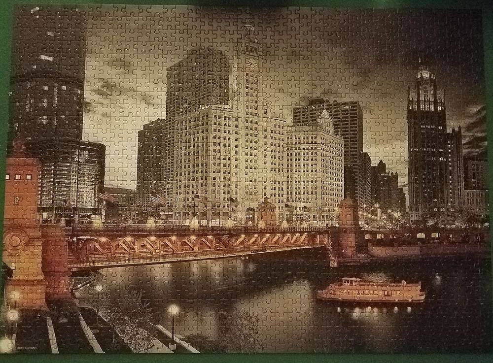 Chicago Michigan Avenue - EuroGraphics puzzle collectible [Barcode 628136106580] - Main Image 2
