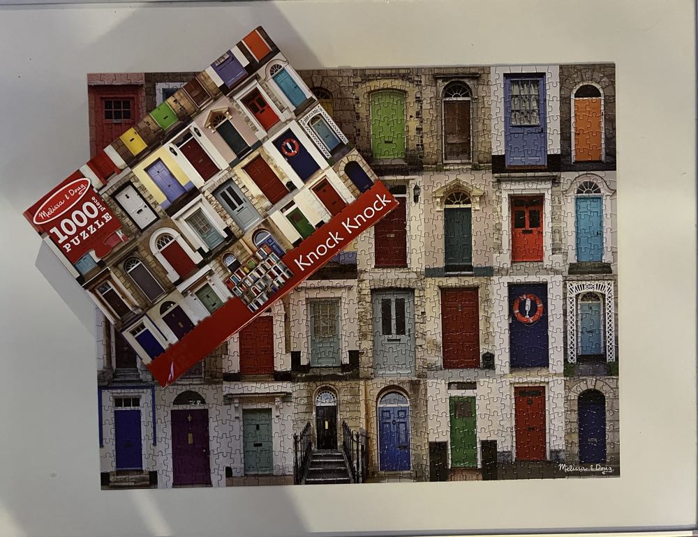 Knock Knock - Melissa & Doug puzzle collectible [Barcode 000772090926] - Main Image 3