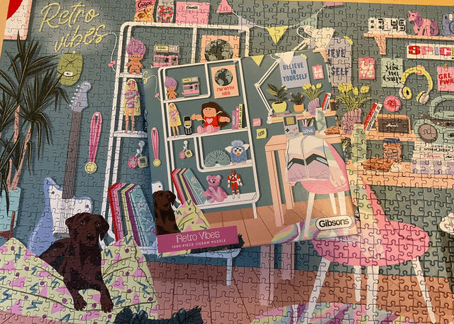 Retro Vibes - Gibsons puzzle collectible [Barcode 5012269066098] - Main Image 4